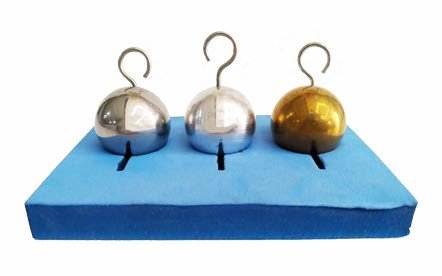 طقم كرات معدنية مع خطاف